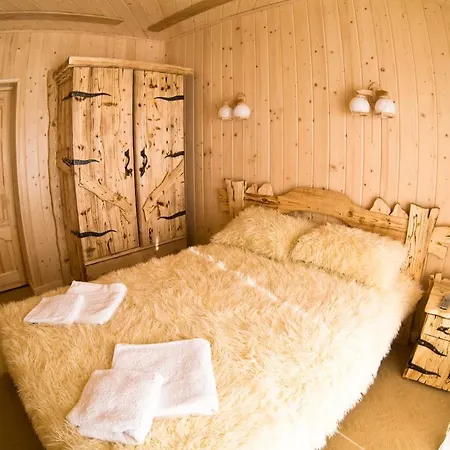 Vila брусний View House *