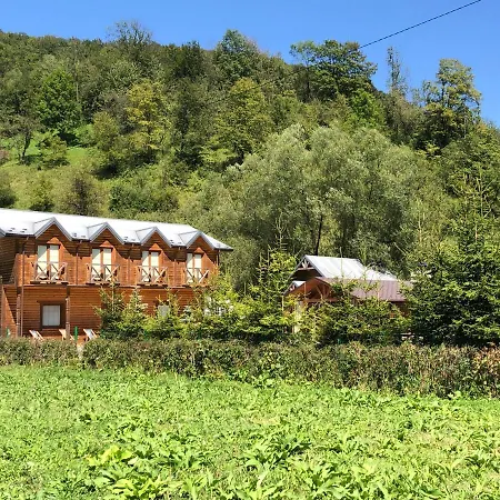 брусний View House *